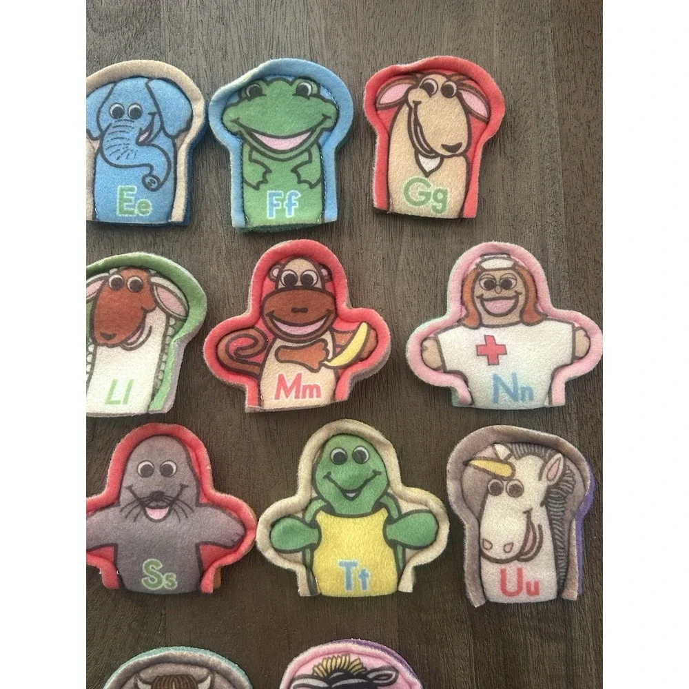 Vintage‎ Lakeshore Toys To Grow On Alphabet Finger Puppets Educational Rare